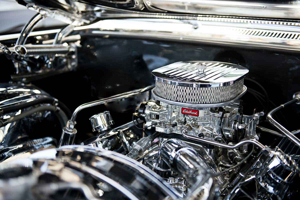 Verchromter Motor